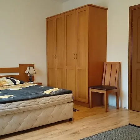 Apartment Tes Royal Plaza