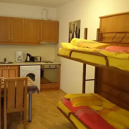 Tes Royal Plaza Апартаменты